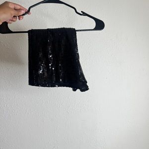 SPARKLY BLACK SHORTS 🫶🏽
